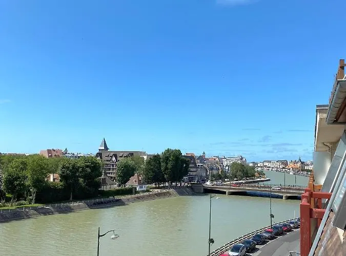 Splendide Avec Balcon - Centre شقة *