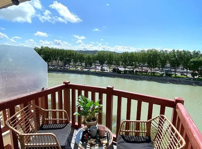 Splendide Avec Balcon - Centre